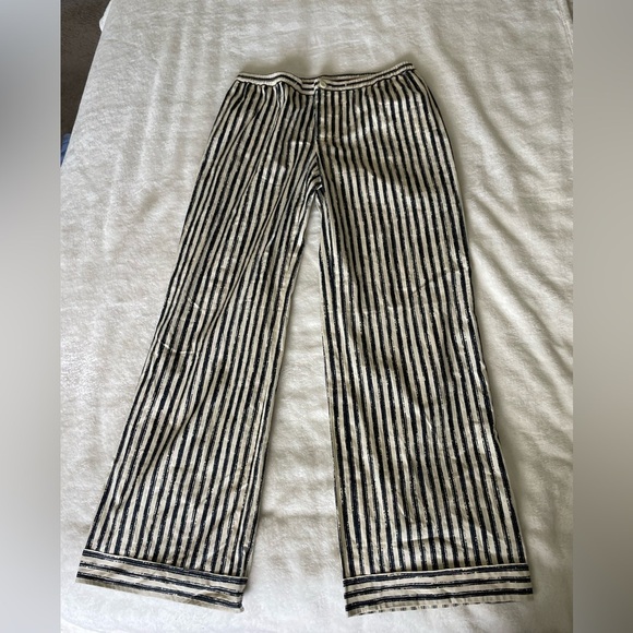Philosophy Alberta Ferretti Black and Cream Striped Women’s Lounge Pants